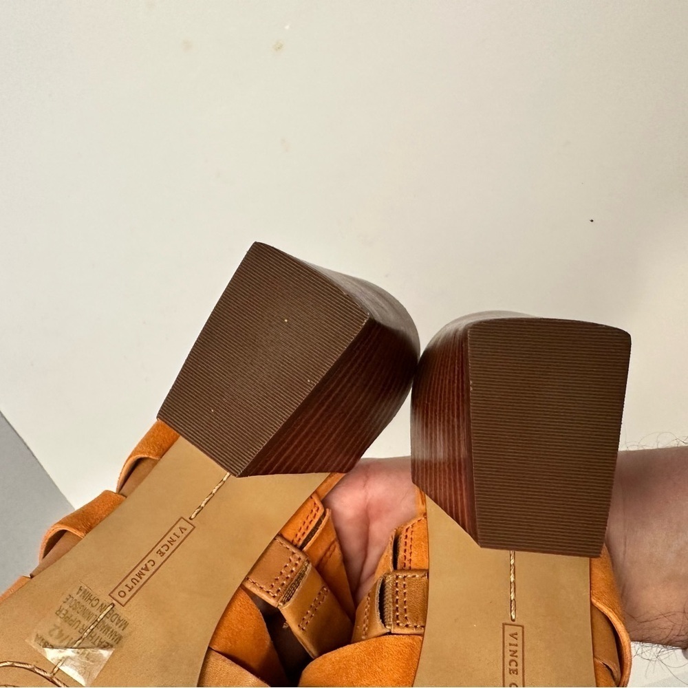 Vince Camuto Women's Deljesta Light Cognac Crisscross Heel Sandals Size 10 - Picture 11 of 12